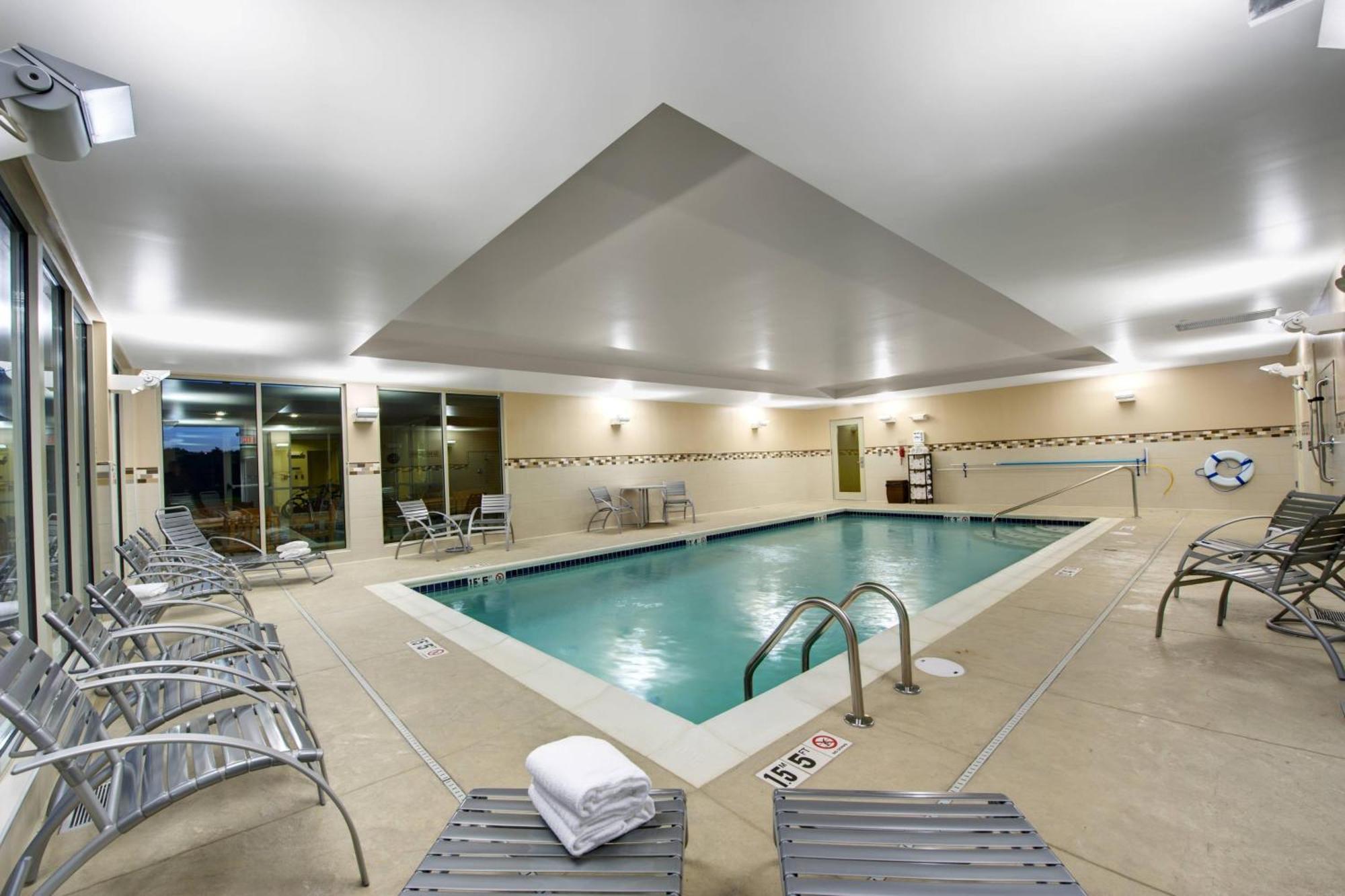 Towneplace Suites By Marriott Providence North Kingstown Exterior foto