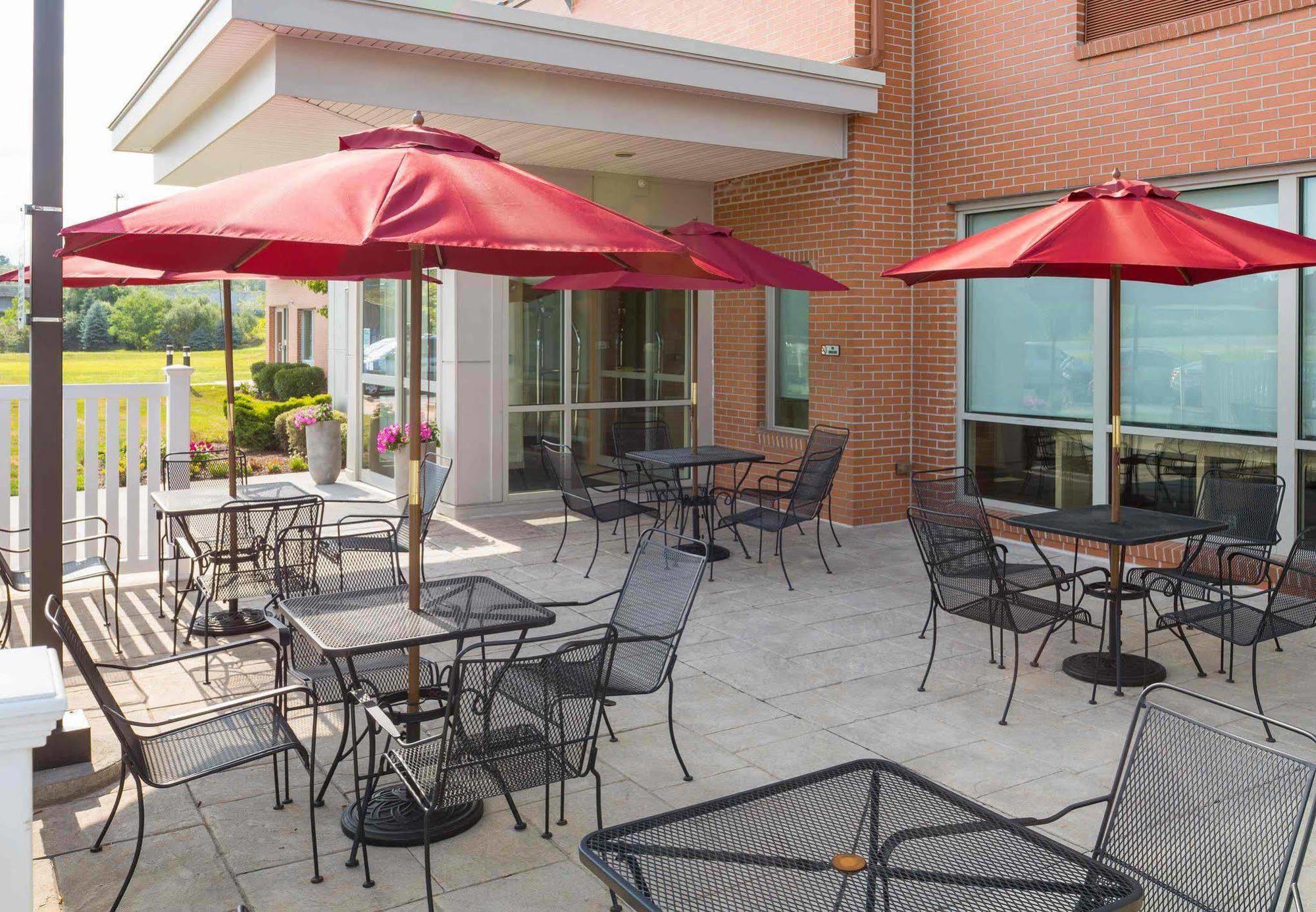 Towneplace Suites By Marriott Providence North Kingstown Exterior foto
